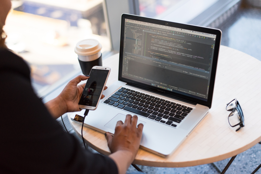 créer un micro-entreprise dans le secteur de la technologie
